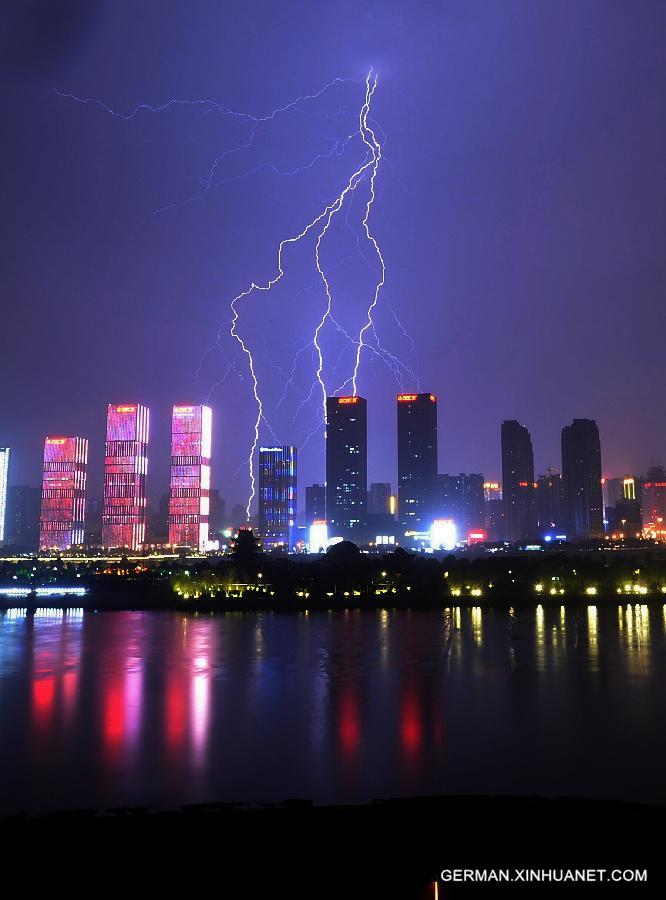 CHINA-HUNAN-CHANGSHA-LIGHTNING (CN)