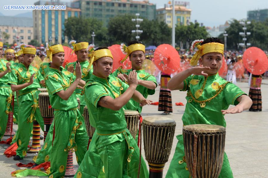 CHINA-YUNNAN-DEHONG-WATER-SPRINKLING FESTIVAL (CN) 