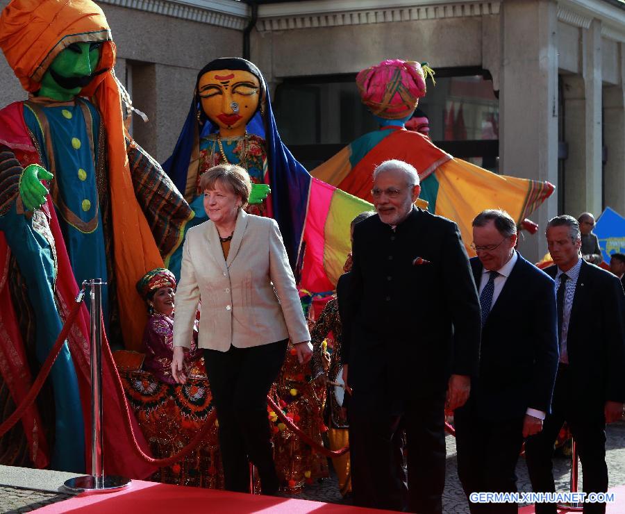 (CORRECTION)GERMANY-HANOVER-INDUSTRIAL TRADE FAIR-OPENING