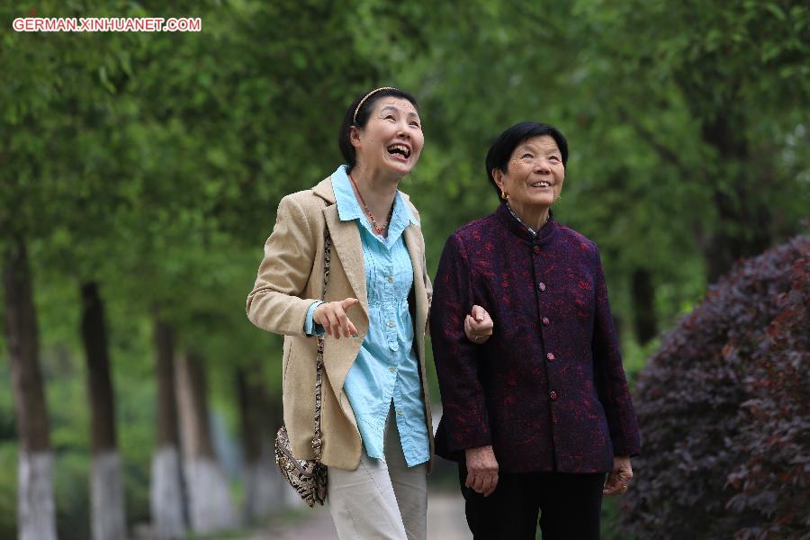 CHINA-MOTHER'S DAY(CN)