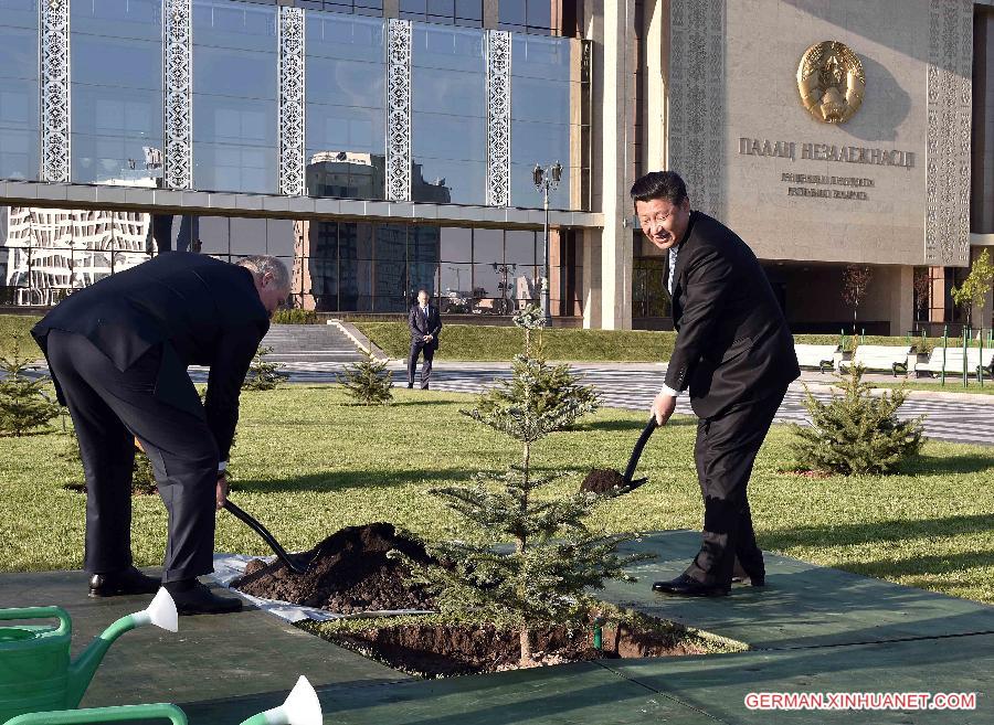 BELARUS-CHINA-XI JINPING-LUKASHENKO-TREE-PLANTING