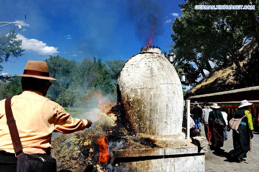 CHINA-TIBET-SAKADAWA FESTIVAL (CN)