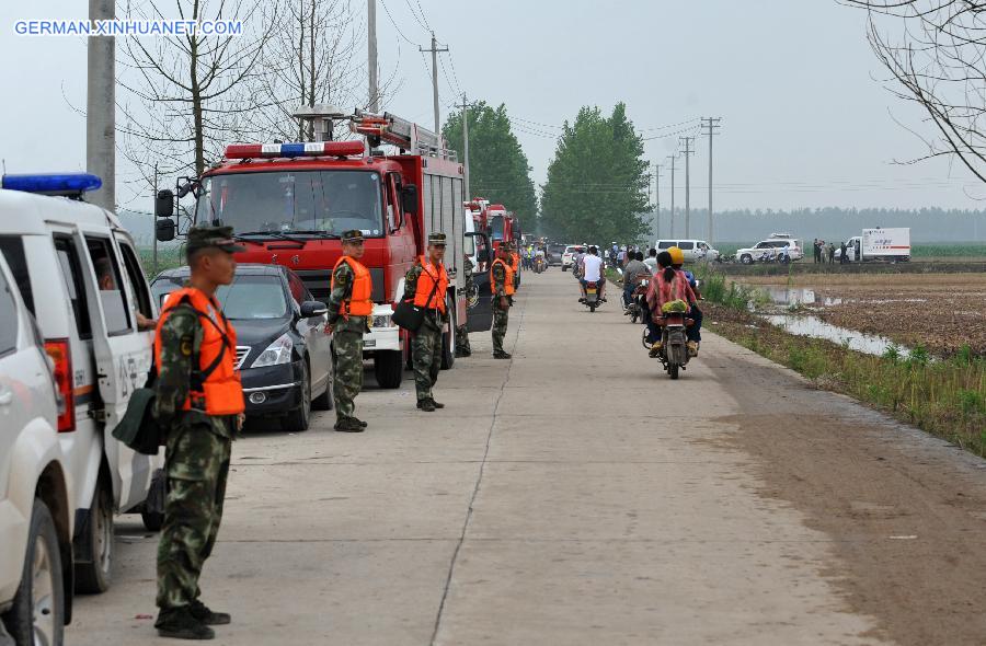 CHINA-HUBEI-JIANLI-SINKING SHIP-RESCUE (CN)