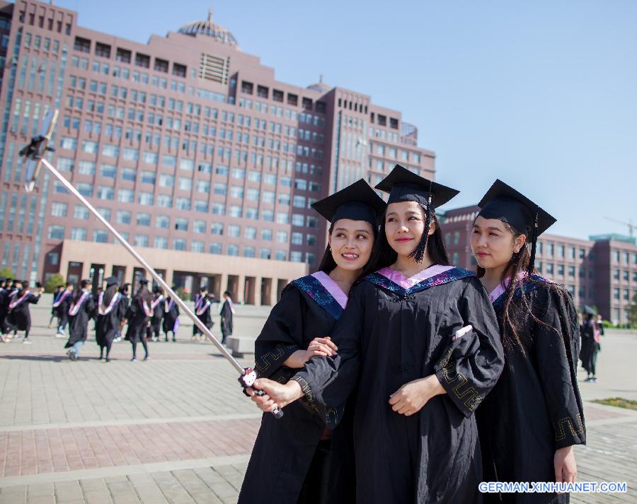 #CHINA-GRADUATION SEASON-PHOTOS (CN)