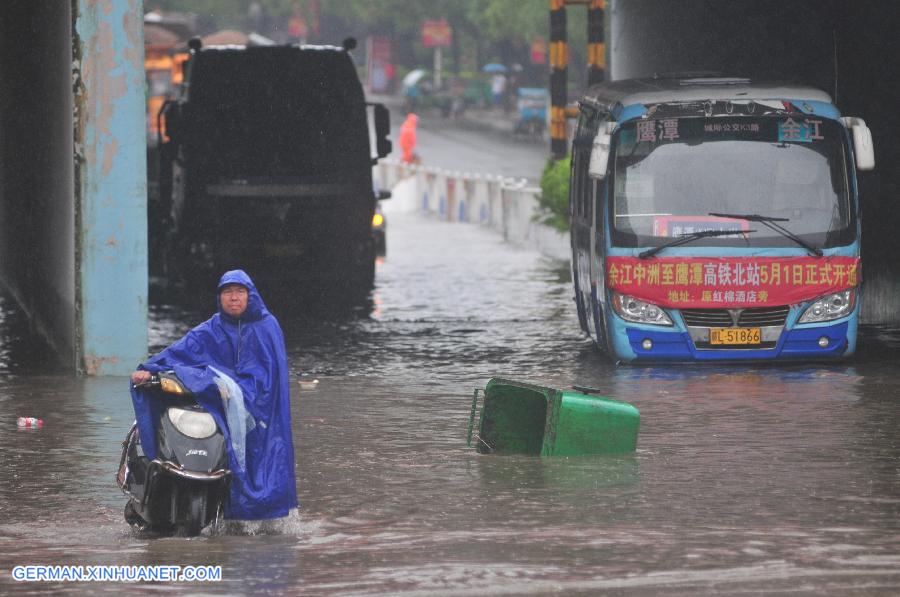 #CHINA-SOUTH-DOWNPOUR (CN)