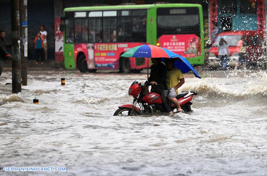 #CHINA-SOUTH-DOWNPOUR (CN)