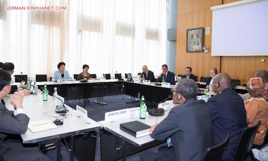 SWITZERLAND-GENEVA-CHINA-LIU YANDONG-WHO-CHIEF-WEST AFRICAN-ENVOYS-MEETING