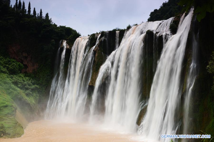 #CHINA-YUNNAN-JIULONG WATERFALLS (CN) 