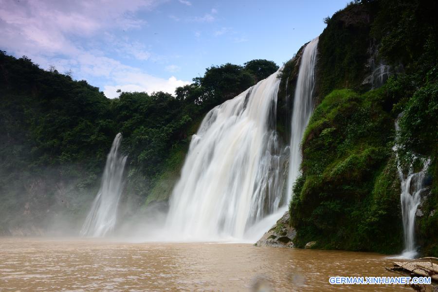 #CHINA-YUNNAN-JIULONG WATERFALLS (CN) 