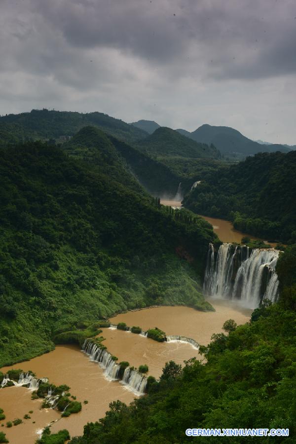 #CHINA-YUNNAN-JIULONG WATERFALLS (CN) 