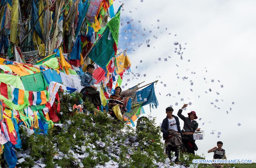 CHINA-SICHUAN-RELIGION-BURNING OFFERINGS FESTIVAL (CN)