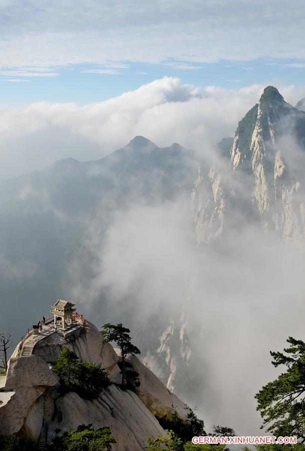 CHINA-SHAANXI-HUASHAN MOUNTAIN-VIEWS (CN)