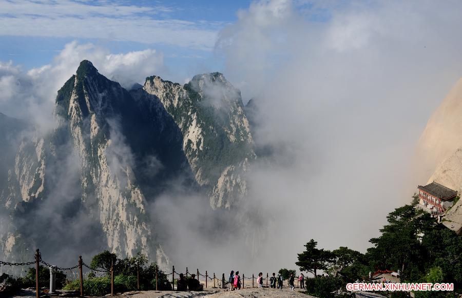 CHINA-SHAANXI-HUASHAN MOUNTAIN-VIEWS (CN)