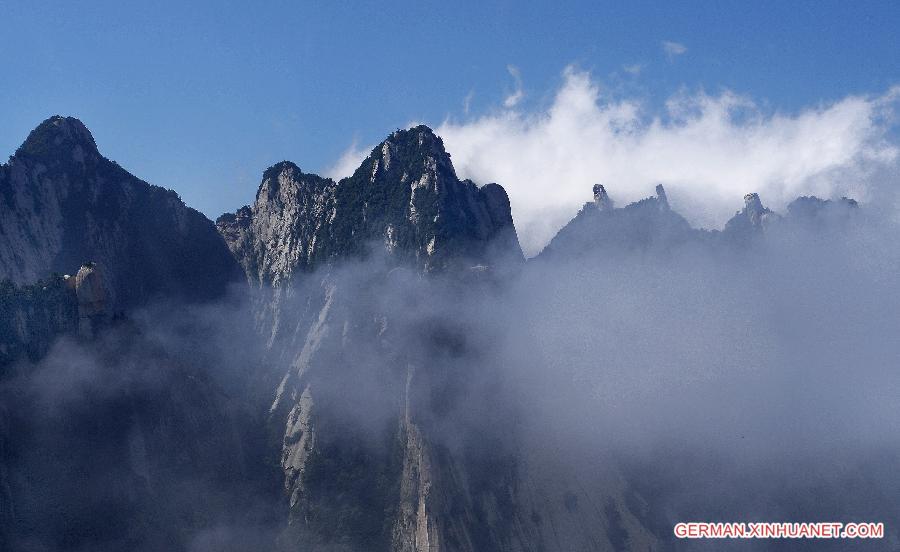 CHINA-SHAANXI-HUASHAN MOUNTAIN-VIEWS (CN)