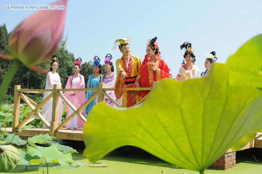 #CHINA-SICHUAN-NEIJIANG-LOTUS FESTIVAL (CN)