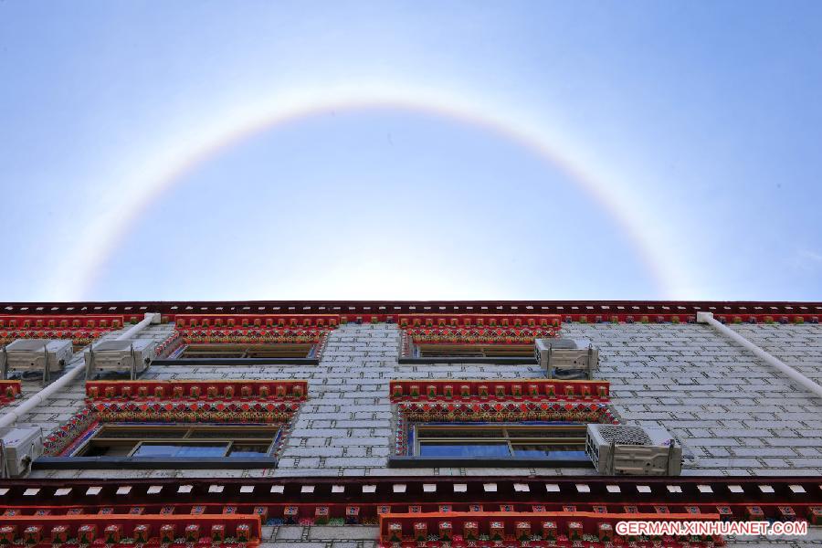 #CHINA-LHASA-SOLAR HALO (CN) 