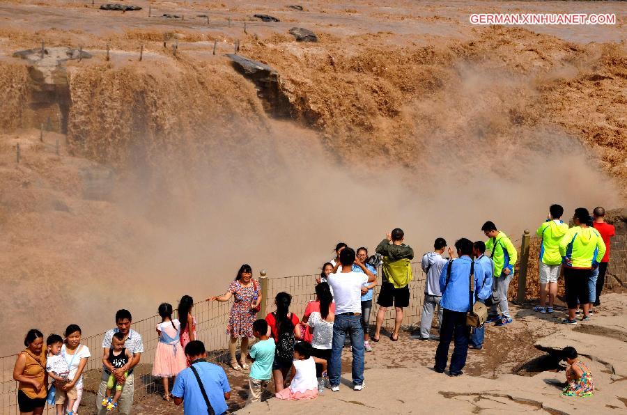 #CHINA-SHANXI-LINFEN-HUKOU WATERFALL (CN)