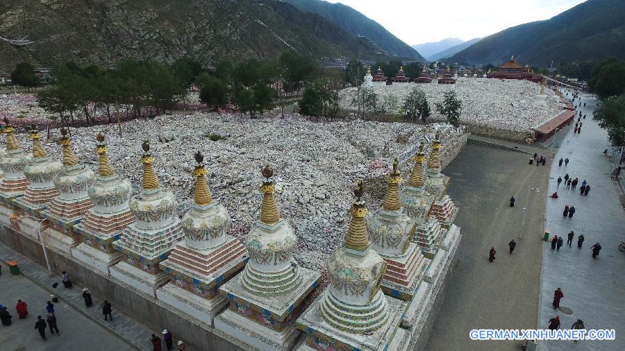 Wiederaufbau von Yushu nach dem Erdbeben i