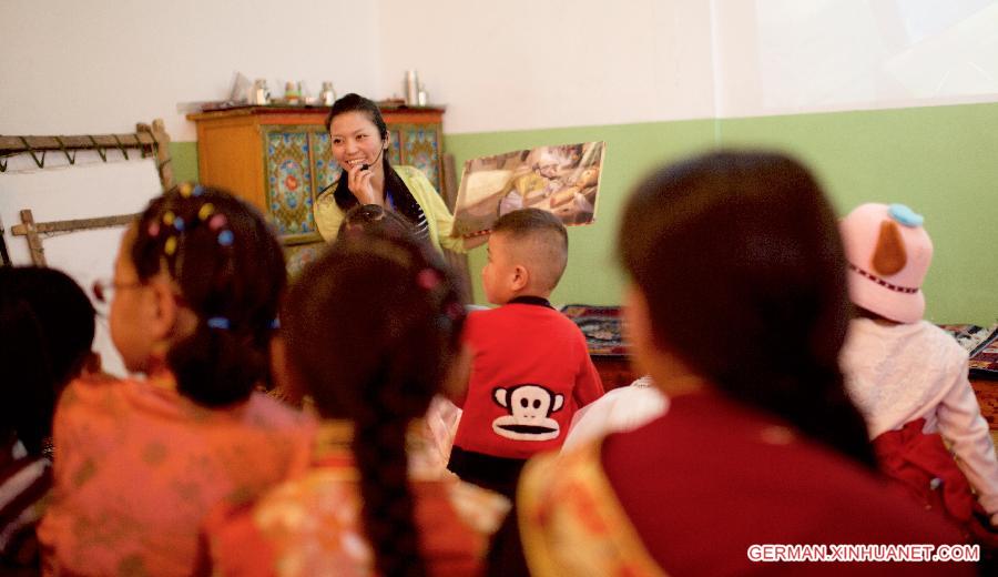 CHINA-TIBET-LHASA-LIBRARY-CHILDREN(CN)