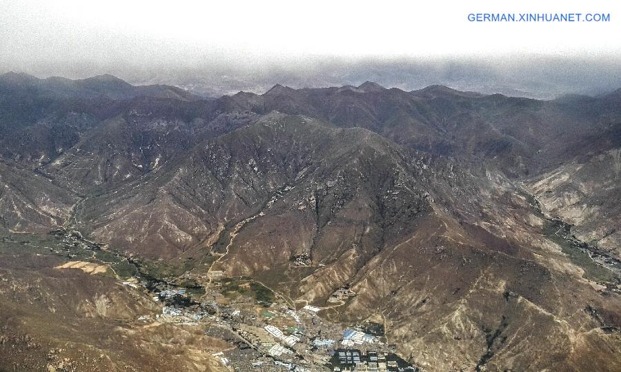 CHINA-TIBET-PLATEAU-LANDSCAPE (CN)