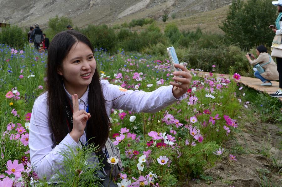 CHINA-TIBET-VILLAGE-TOURISM (CN)