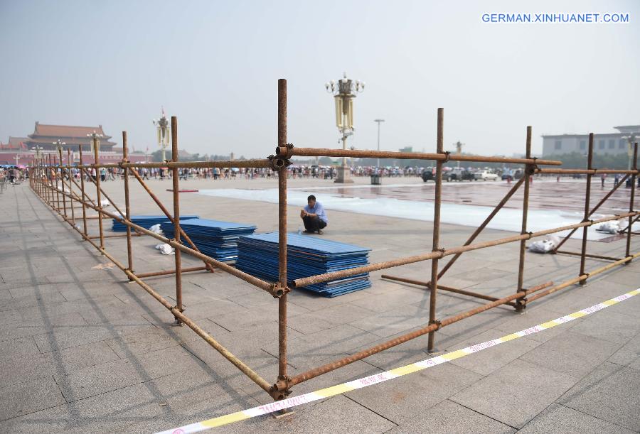 CHINA-BEIJING-TIAN'ANMEN SQUARE-DECORATION-PREPARATION(CN)