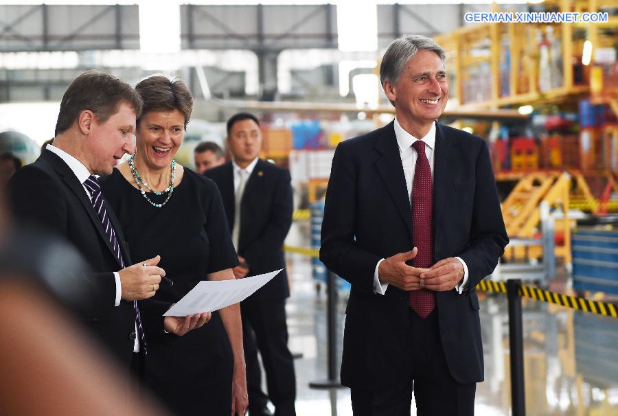 CHINA-TIANJIN-PHILIP HAMMOND-VISIT (CN)