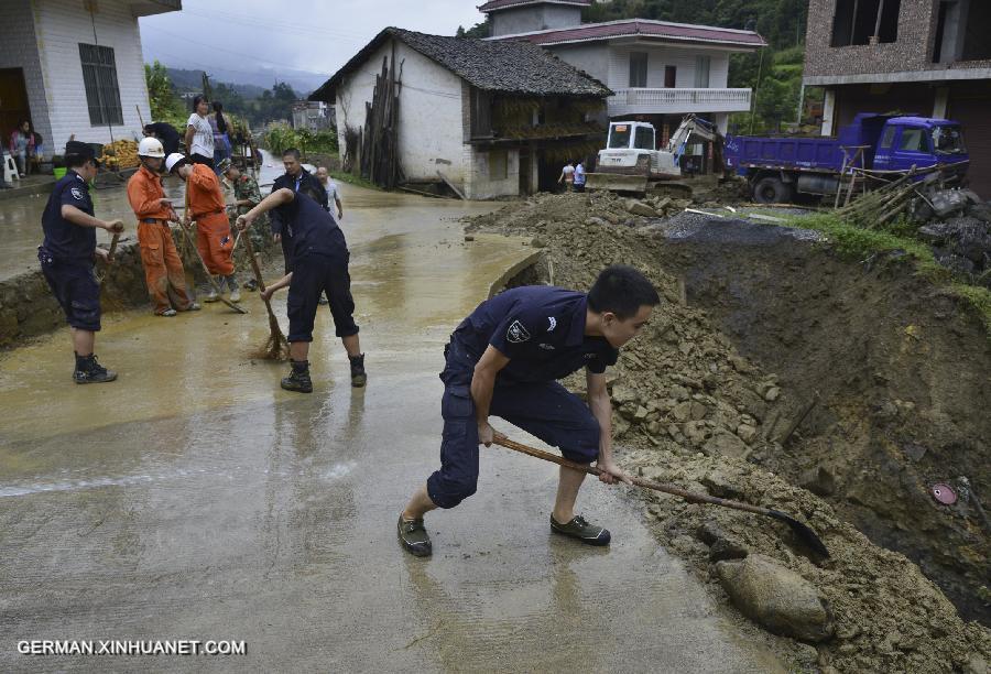 #CHINA-SICHUAN-LUZHOU-RAINSTORM (CN) 