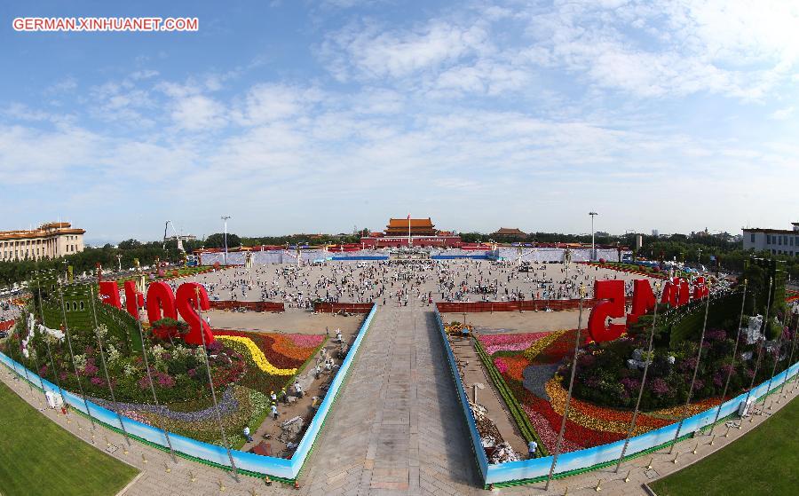 CHINA-BEIJING-70TH ANNIVERSARY-TIAN'ANMEN SQUARE-FLOWERS(CN)