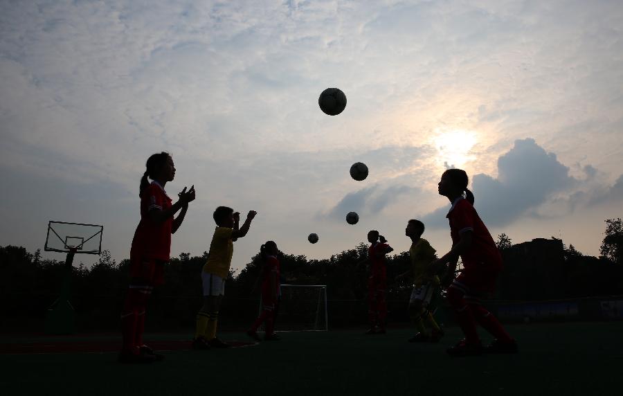 #CHINA-SICHUAN-HUAYING-PUPILS-FOOTBALL DREAM(CN)