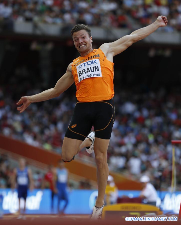 (SP)CHINA-BEIJING-IAAF WORLD CHAMPIONSHIPS-MEN'S DECATHLON-LONG JUMP