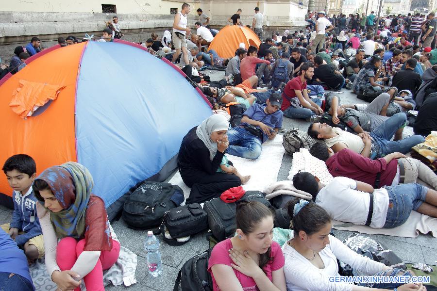 HUNGARY-BUDAPEST-RALWAY STATION-MIGRANTS