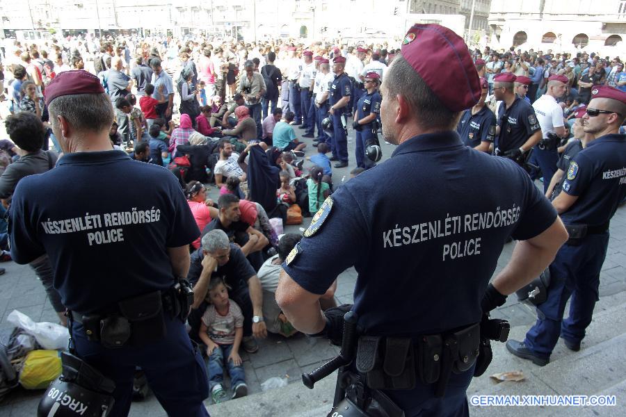 HUNGARY-BUDAPEST-RALWAY STATION-MIGRANTS