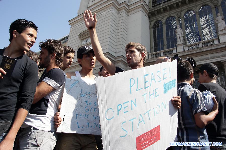 HUNGARY-BUDAPEST-RALWAY STATION-MIGRANTS