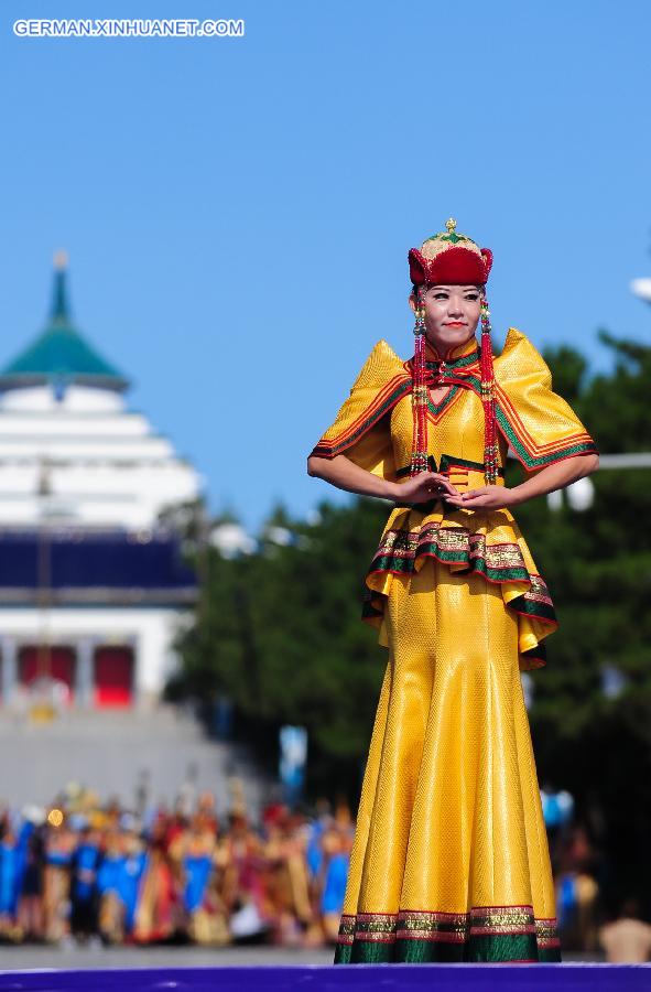 CHINA-INNER MONGOLIA-ULANHOT-COSTUME FESTIVAL (CN)