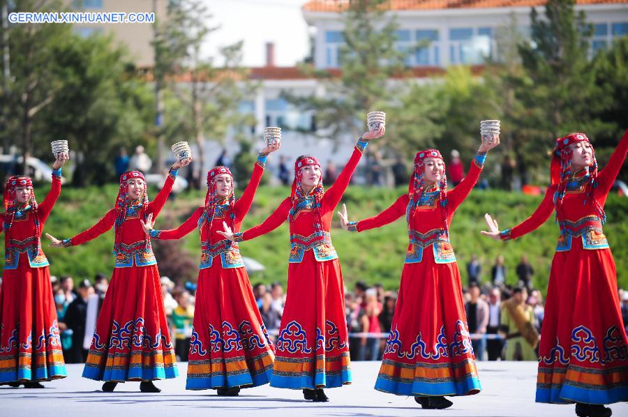 CHINA-INNER MONGOLIA-ULANHOT-COSTUME FESTIVAL (CN)