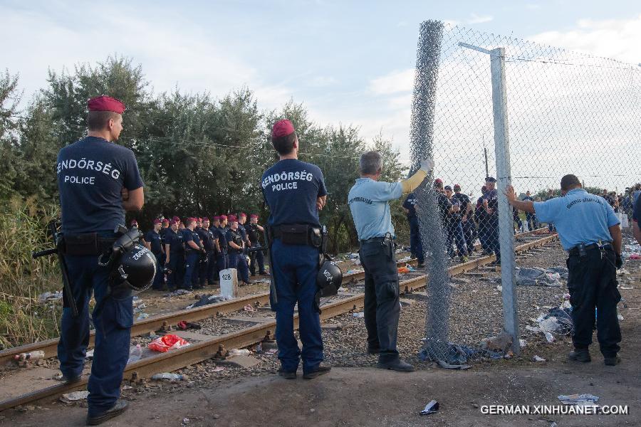 HUNGARY-ROSZKE-MIGRATION-BORDER CLOSING