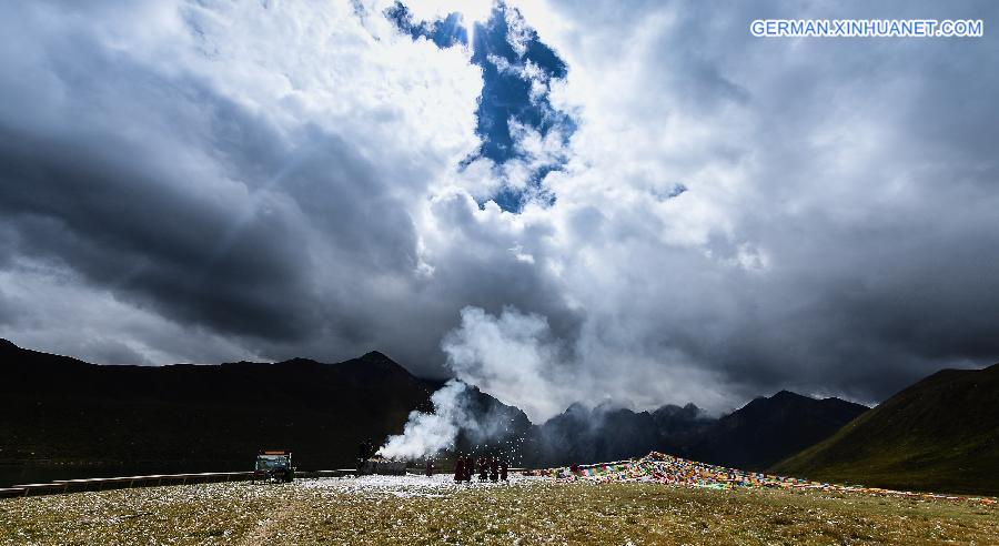 CHINA-QINGHAI-NIANBAOYUZE-SCENERY (CN)