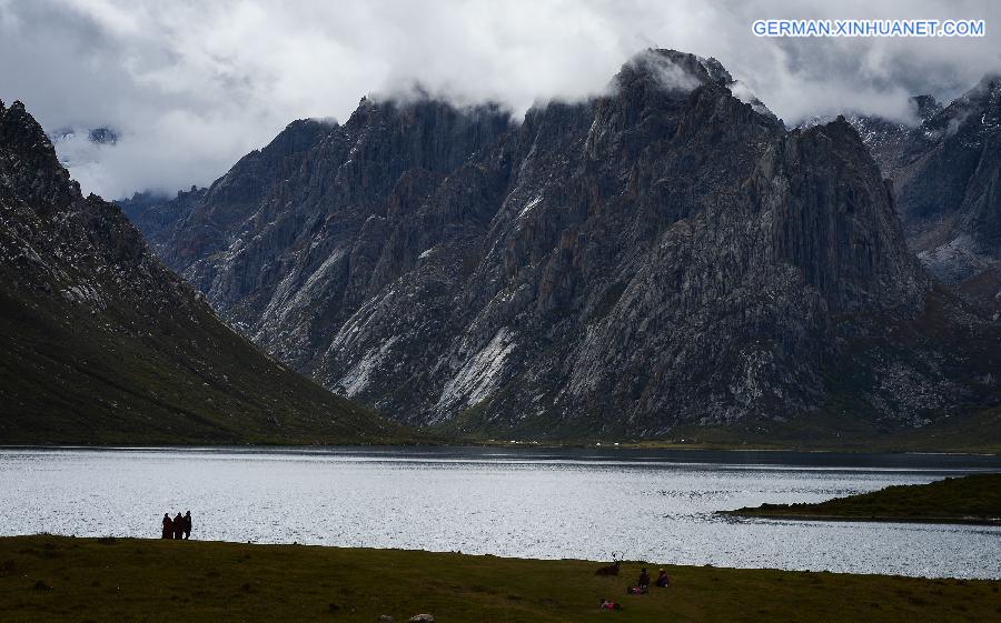 CHINA-QINGHAI-NIANBAOYUZE-SCENERY (CN)