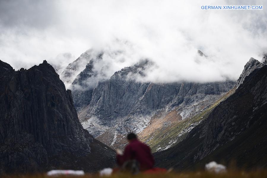 CHINA-QINGHAI-NIANBAOYUZE-SCENERY (CN)