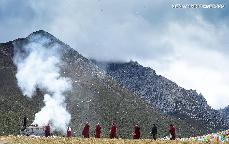 CHINA-QINGHAI-NIANBAOYUZE-SCENERY (CN)