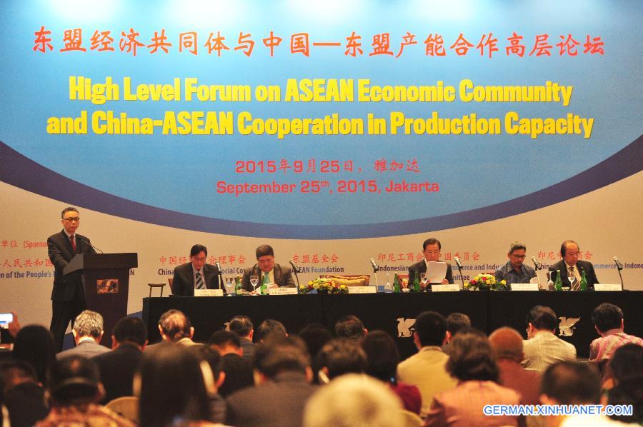 INDONESIA-JAKARTA-CHINA-ASEAN-FORUM