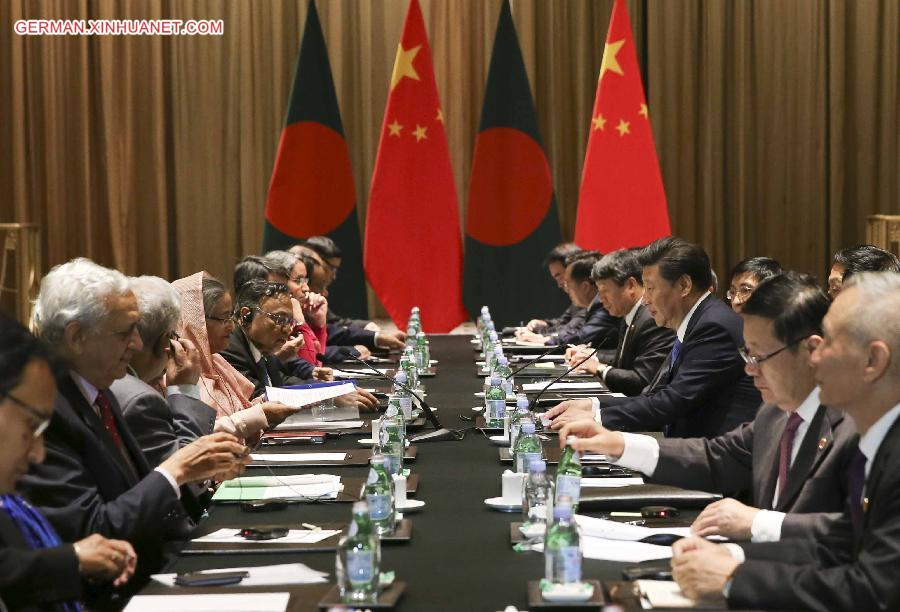 UN-NEW YORK-CHINA-XI JINPING-BANGLADESHI PM-MEETING