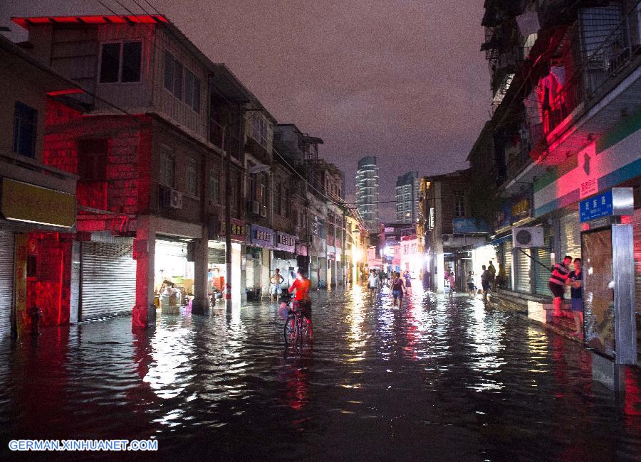 CHINA-XIAMEN-TYPHOON DUJUAN (CN)