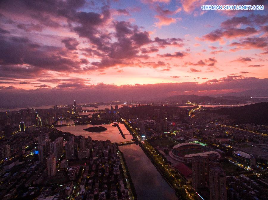 CHINA-XIAMEN-SUNSET GLOW (CN)