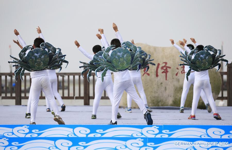 CHINA-JIANGSU-HONGZE-HAIRY CRAB FAIR (CN) 