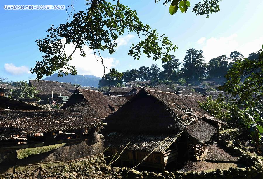 CHINA-YUNNAN-WA PEOPLE-VILLAGE (CN)