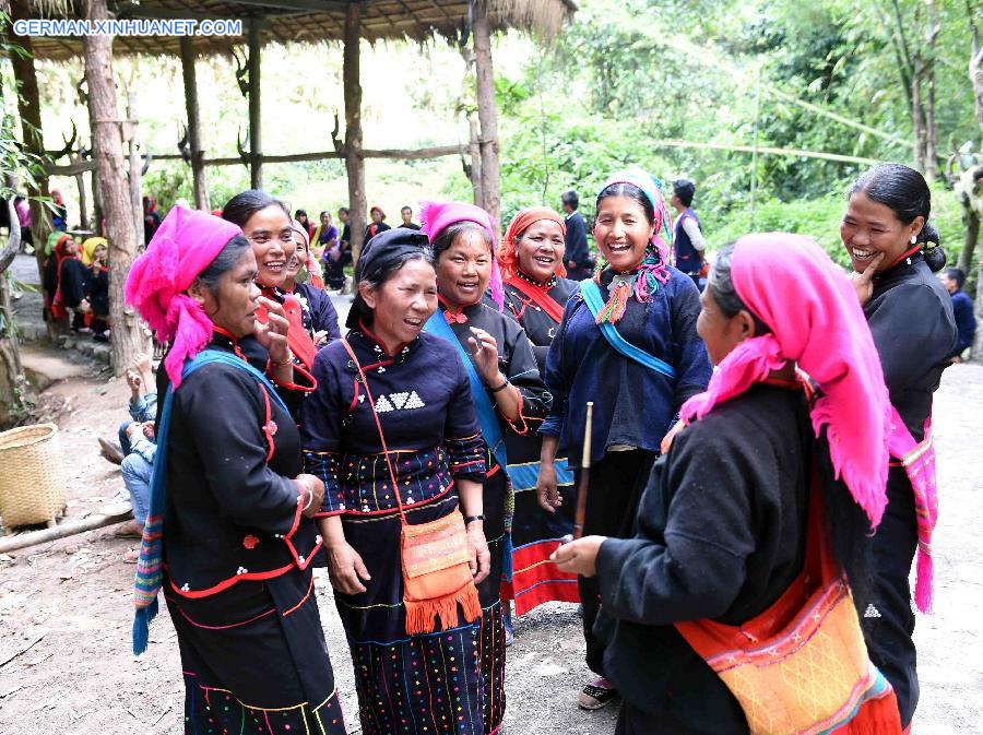 CHINA-YUNNAN-WA PEOPLE-VILLAGE (CN)