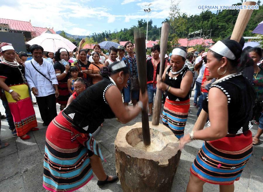 CHINA-KUNMING-WA ETHNIC GROUP-TRADITIONAL FESTIVAL (CN)