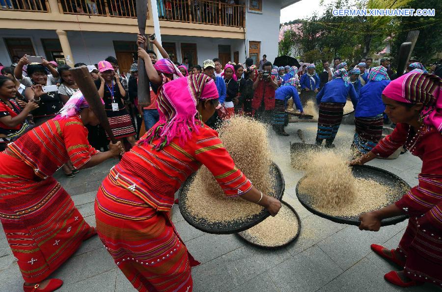 CHINA-KUNMING-WA ETHNIC GROUP-TRADITIONAL FESTIVAL (CN)